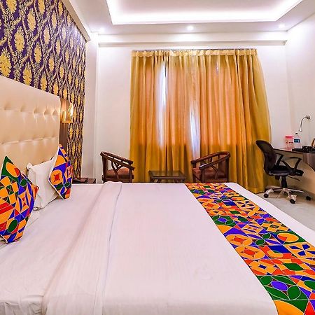 Fabhotel Swess Grand آغْرا المظهر الخارجي الصورة