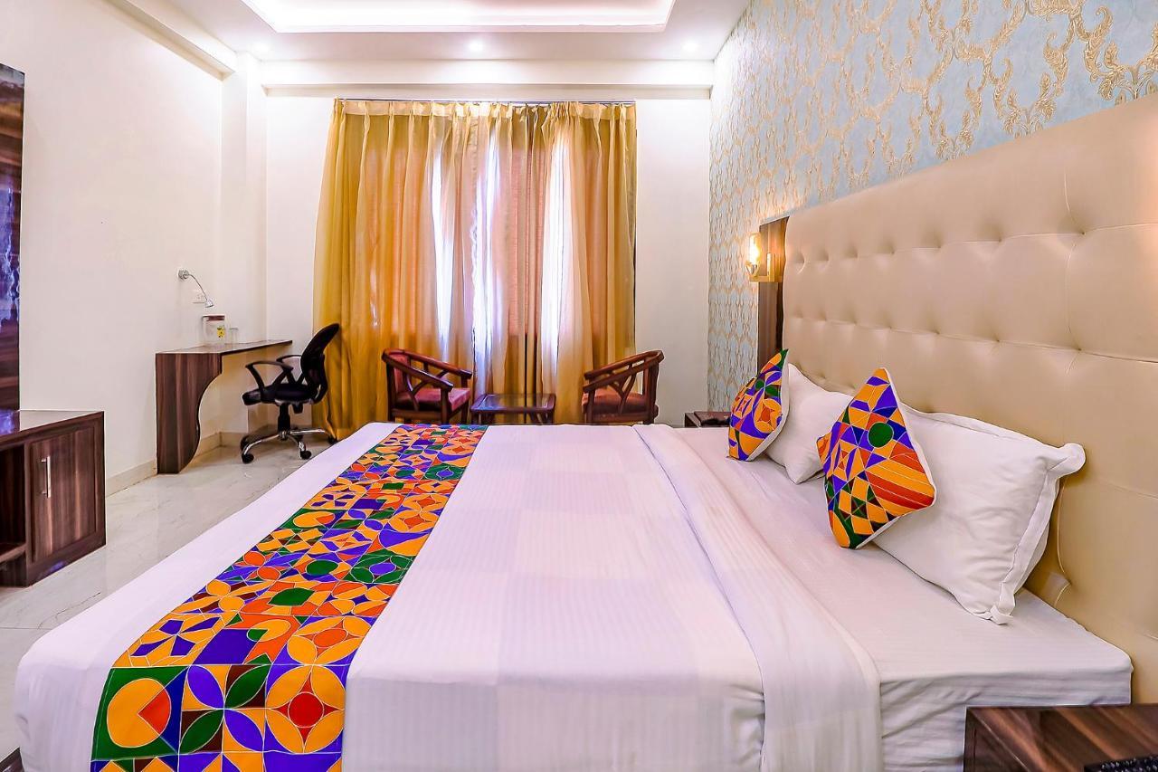 Fabhotel Swess Grand آغْرا المظهر الخارجي الصورة