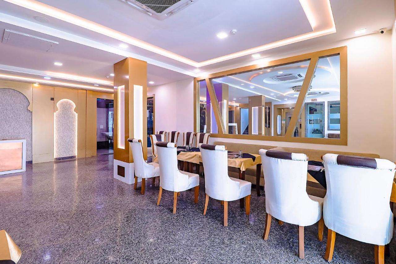 Fabhotel Swess Grand آغْرا المظهر الخارجي الصورة
